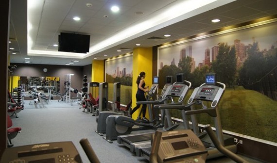 projekty wnętrz - Aranżacja wnętrz klubu SAUDE Health & Fitness